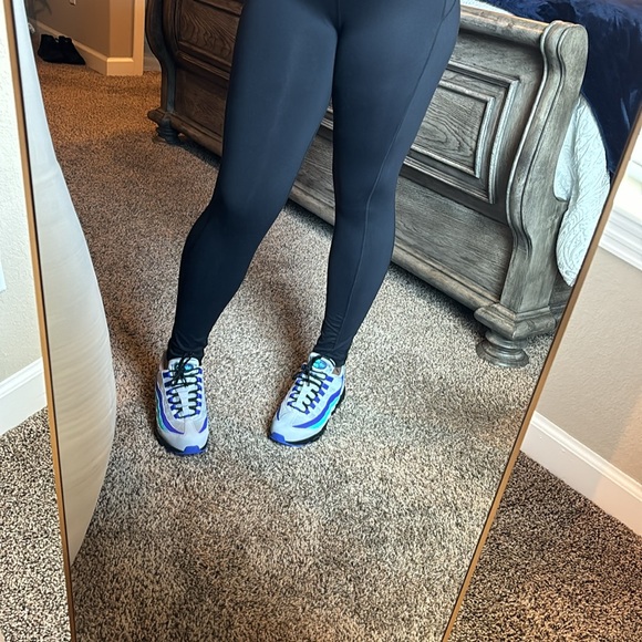 Mens never worn nike 95’s - Picture 4 of 4